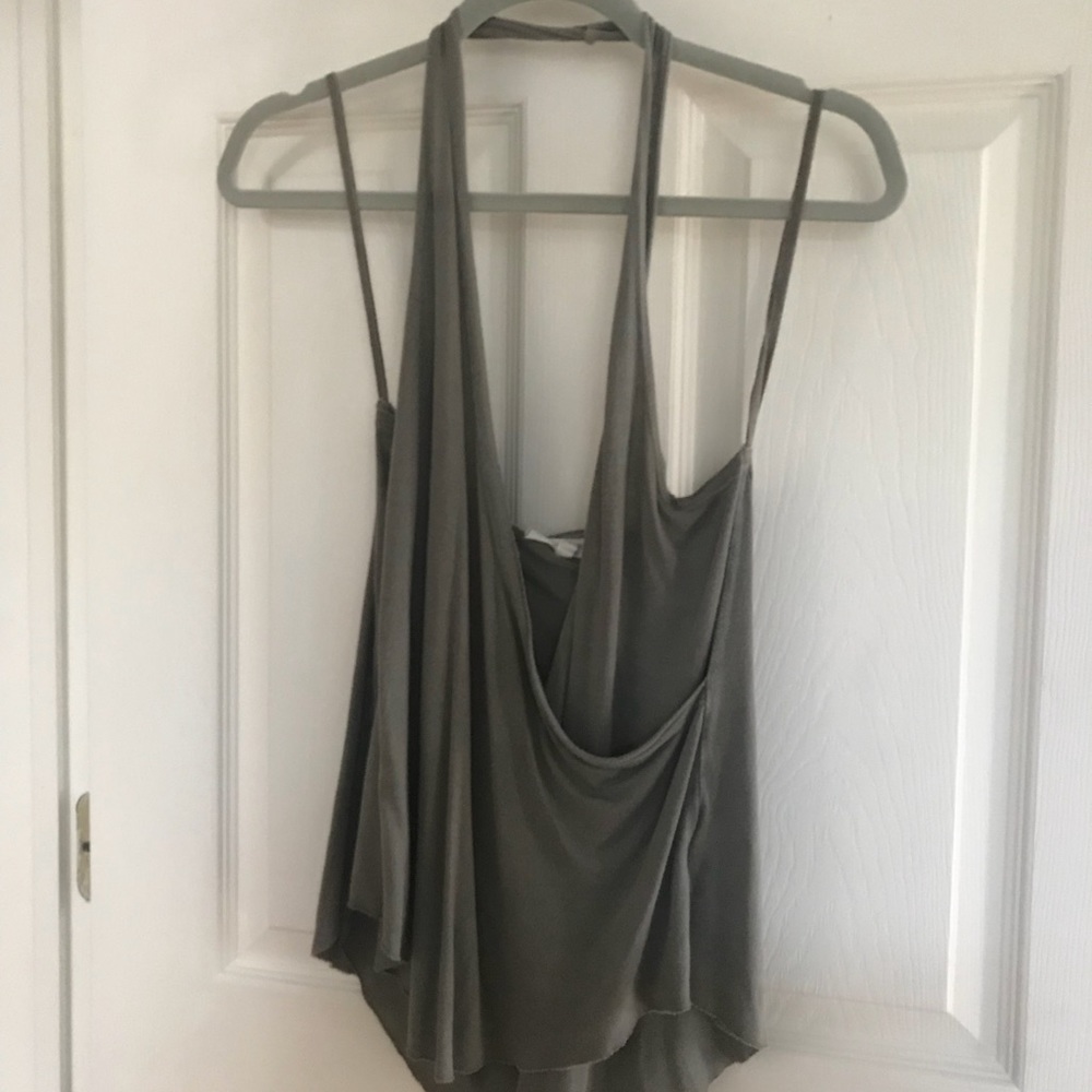 URBAN OUTFITTERS TANK